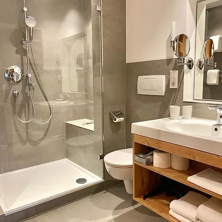 Sonnhof Apartments Tegernsee - Zentral Und Perfekt Fuer Urlaub & Arbeit Bad Wiessee Room photo