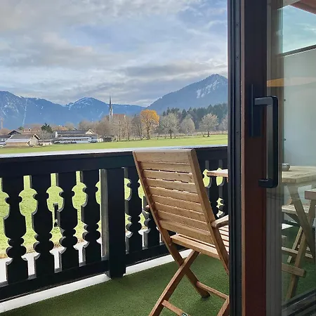 Sonnhof Apartments Tegernsee - Zentral Und Perfekt Fuer Urlaub & Arbeit Bad Wiessee Room photo