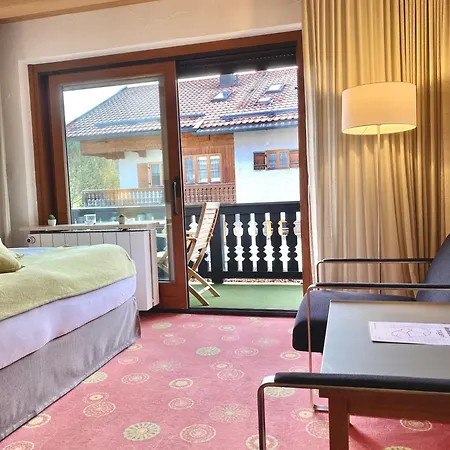 Sonnhof Apartments Tegernsee - Zentral Und Perfekt Fuer Urlaub & Arbeit Bad Wiessee Room photo